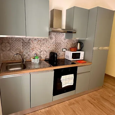 A Ca Della Tilde - Historic Center Apartment La Spezia